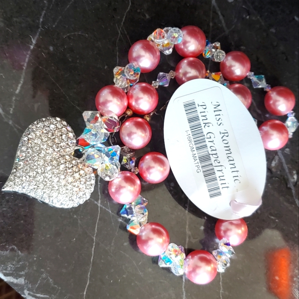 Brand New Pink Pearl Necklace